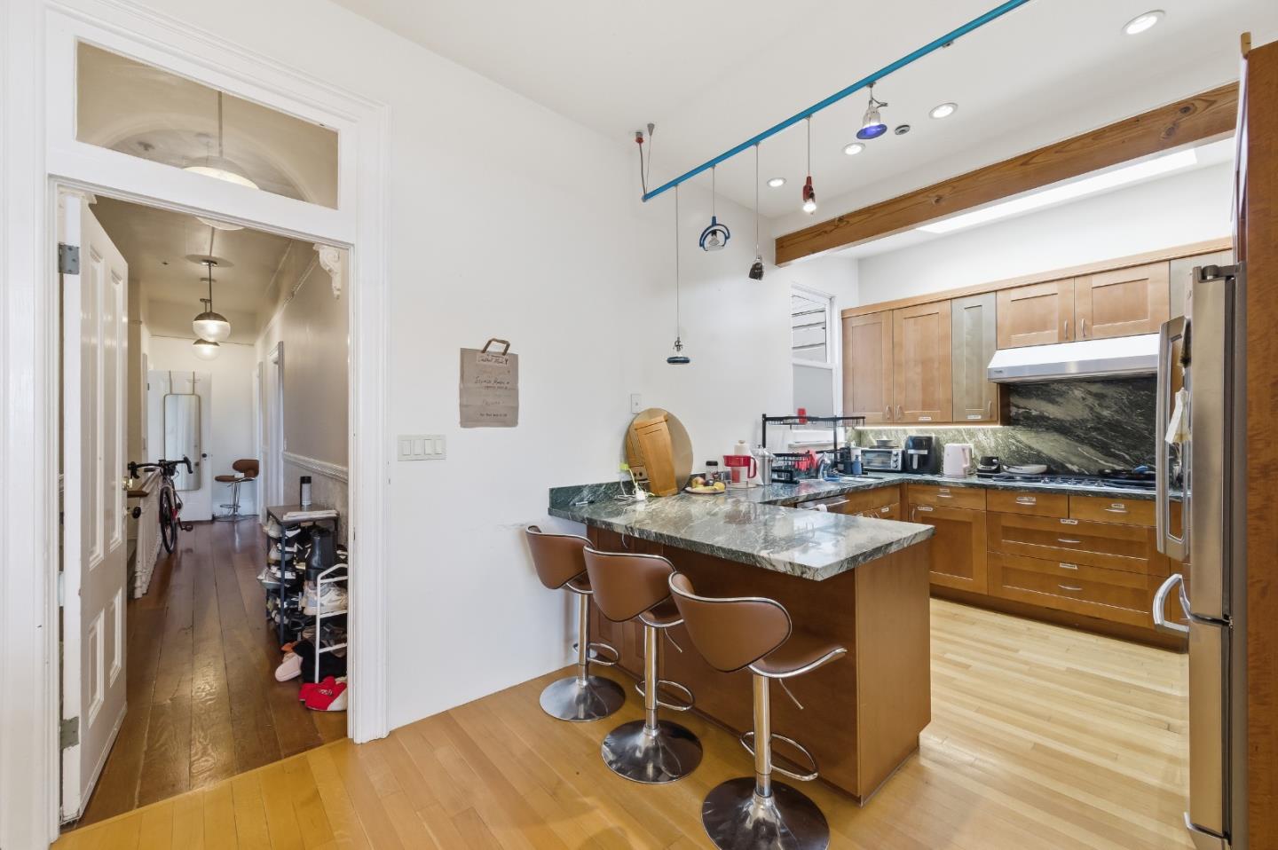 323 San Jose AVE