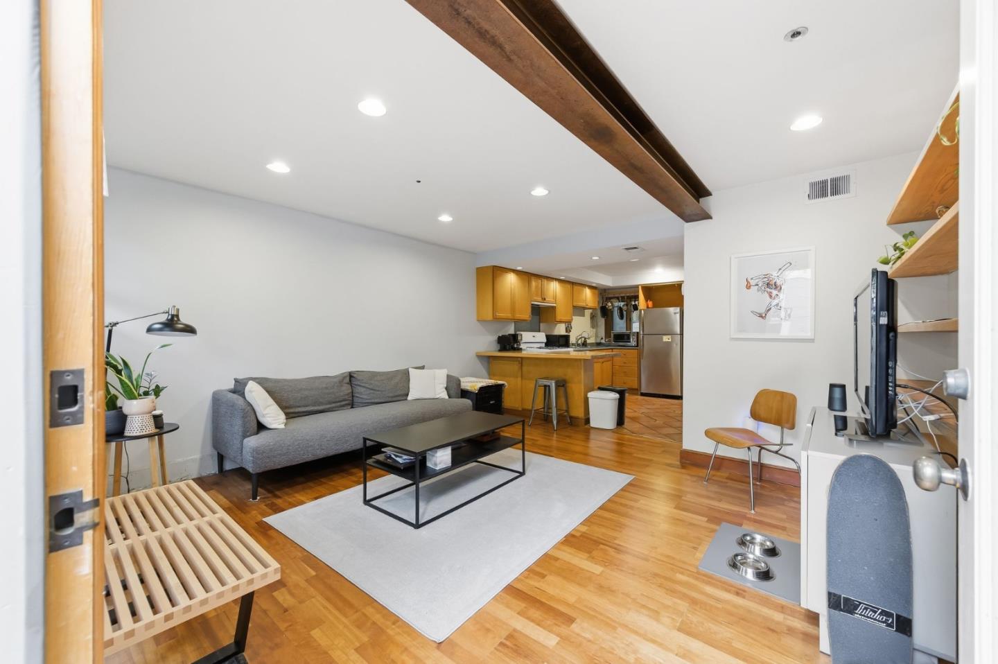 327 San Jose AVE
