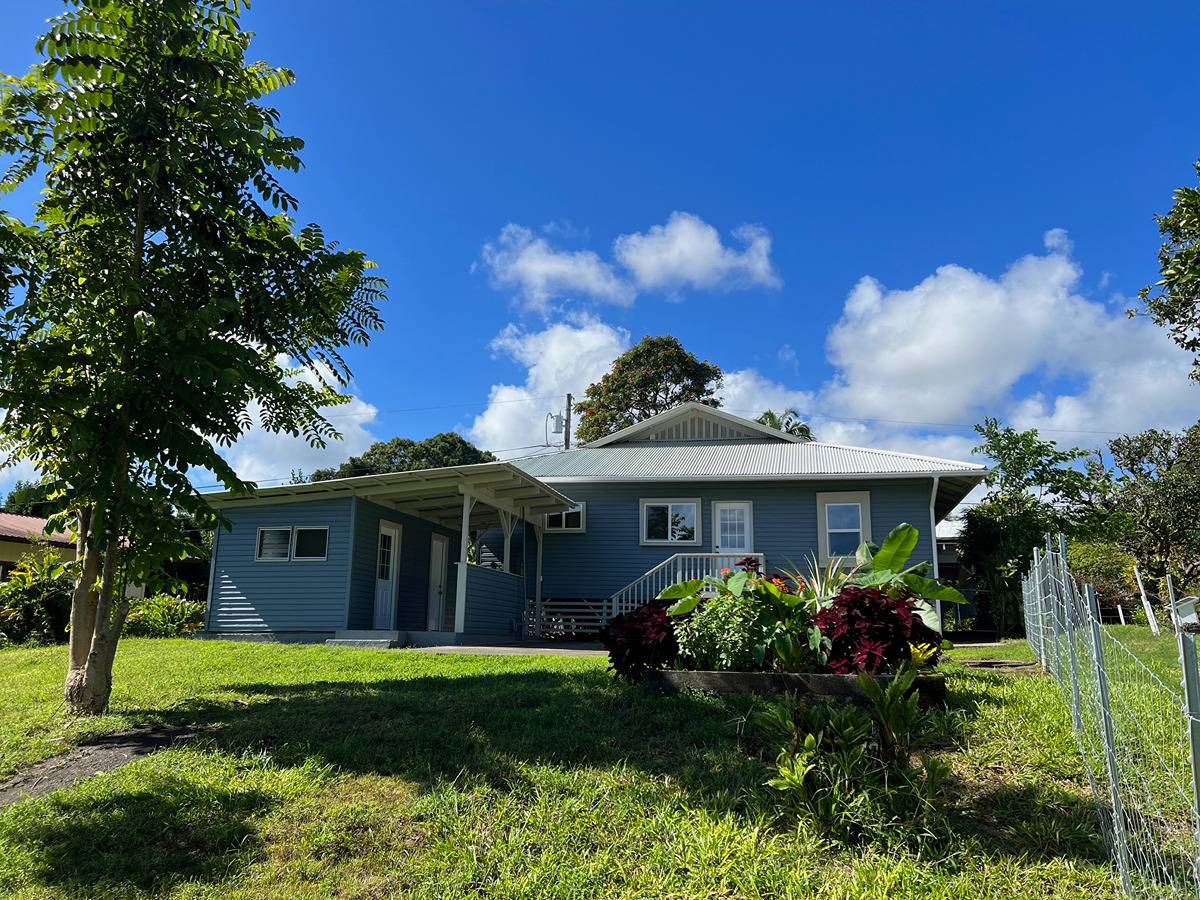 27-1020 OLD MAMALAHOA HIGHWAY