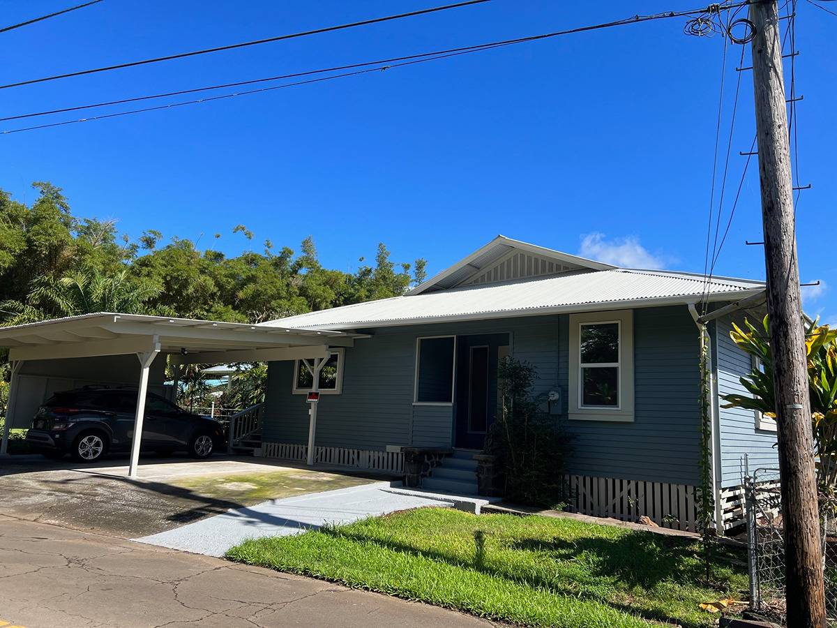 27-1020 OLD MAMALAHOA HIGHWAY