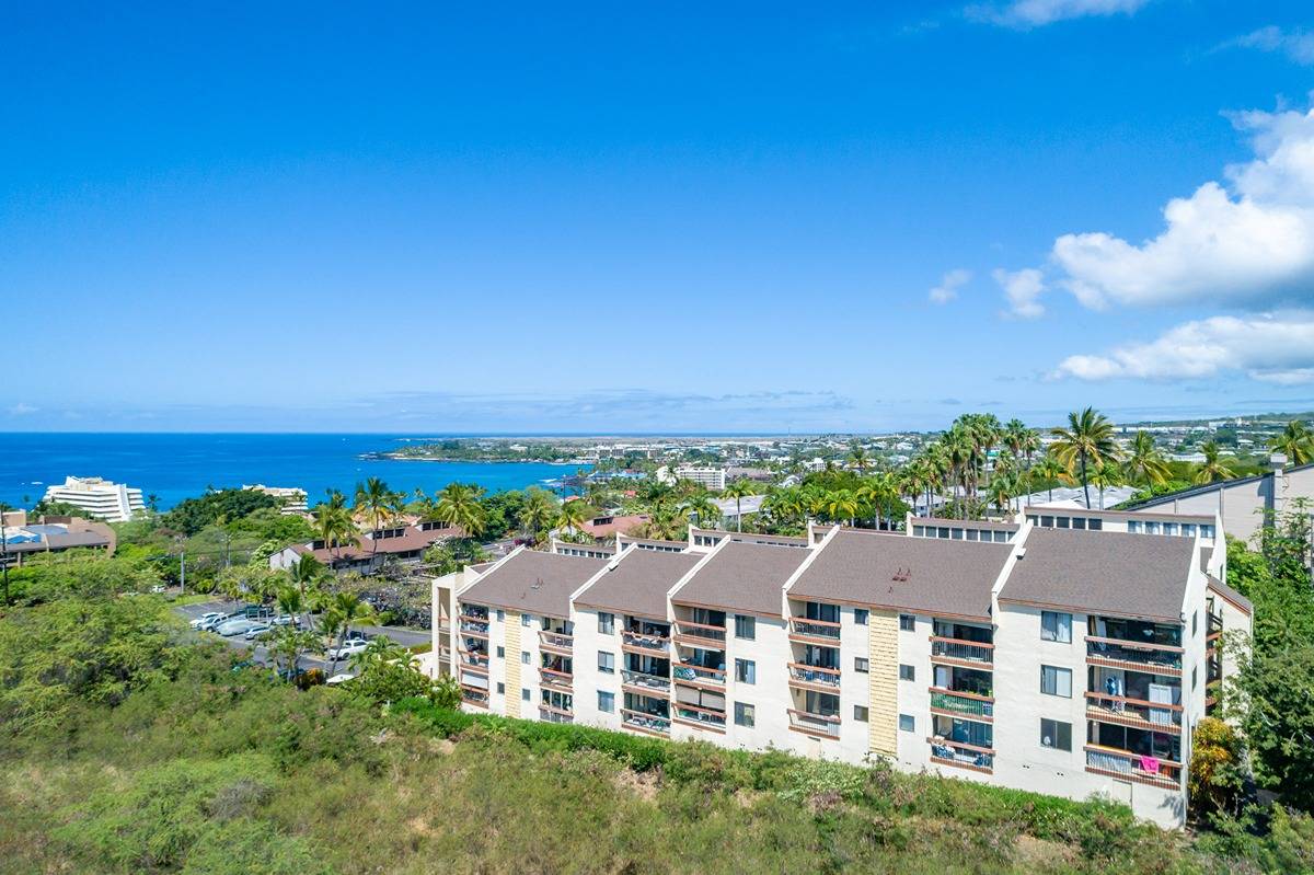 75-5863 KUAKINI HIGHWAY 222