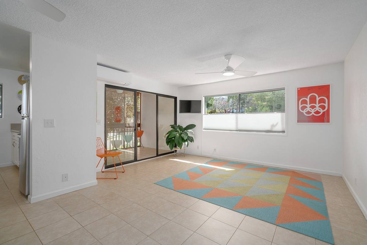 75-5863 KUAKINI HIGHWAY 222