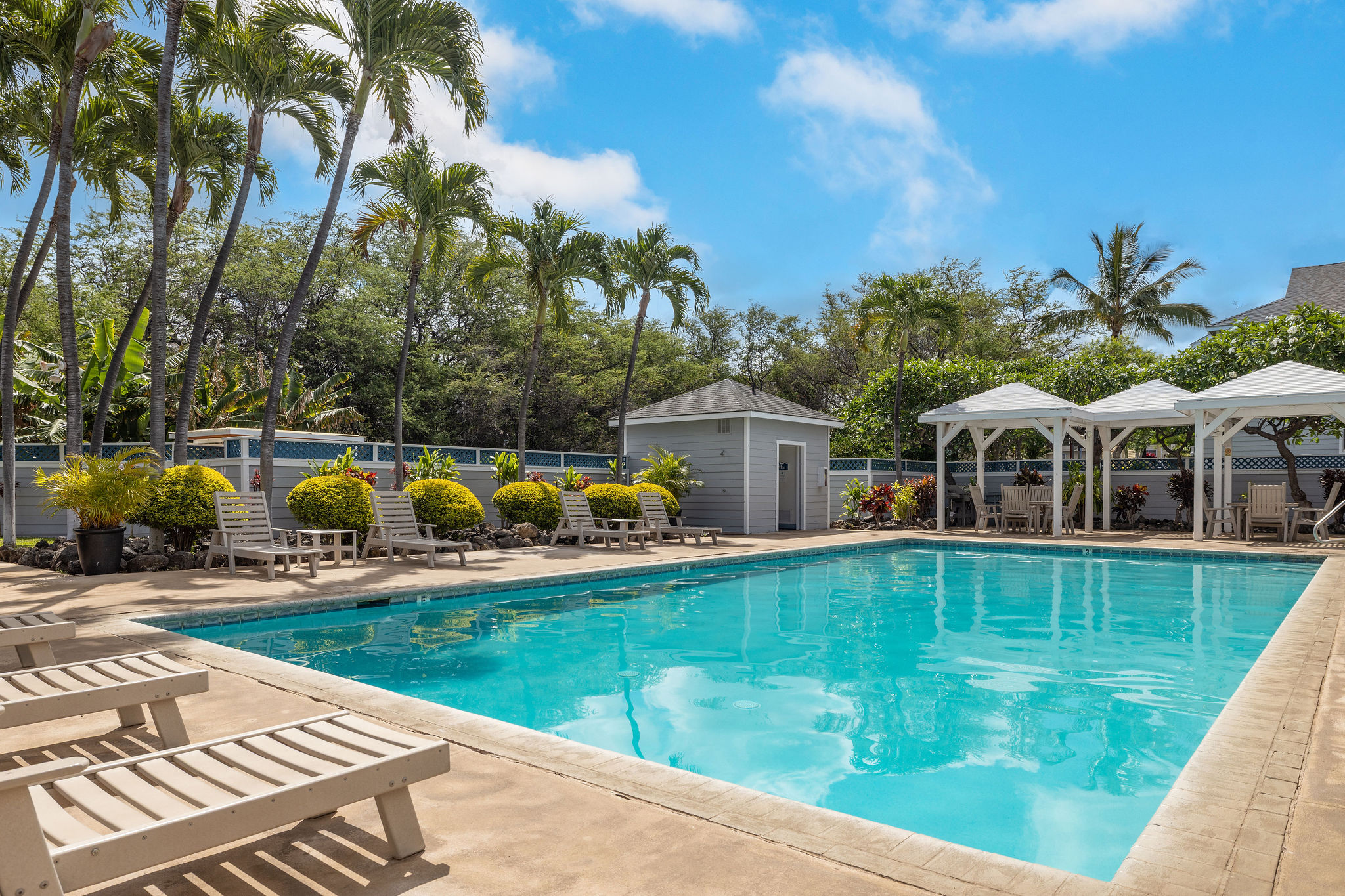 68-3831 LUA KULA ST E203