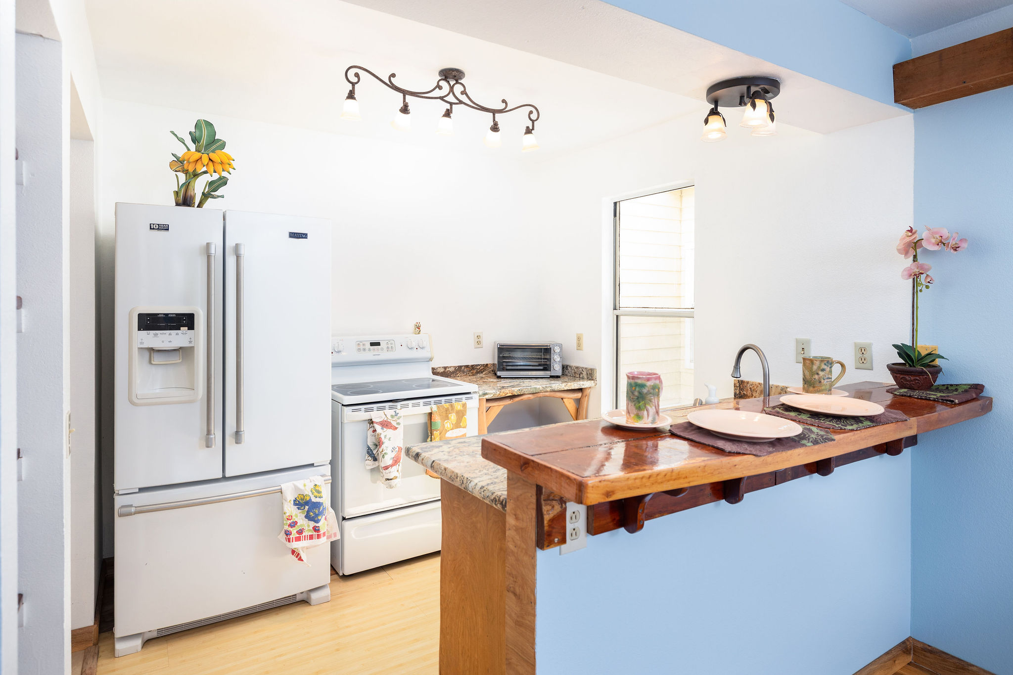 68-3831 LUA KULA ST E203