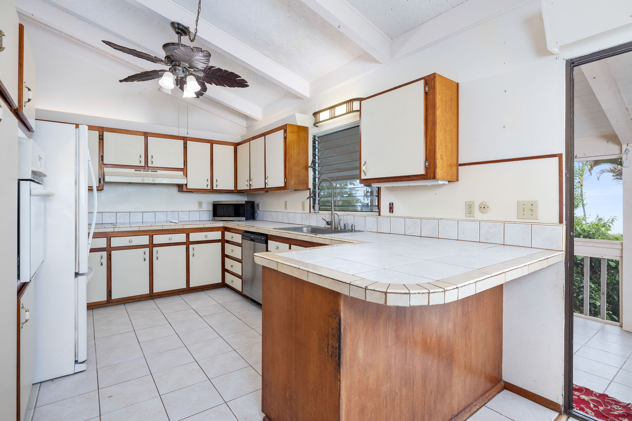 81-6267 PIKO RD