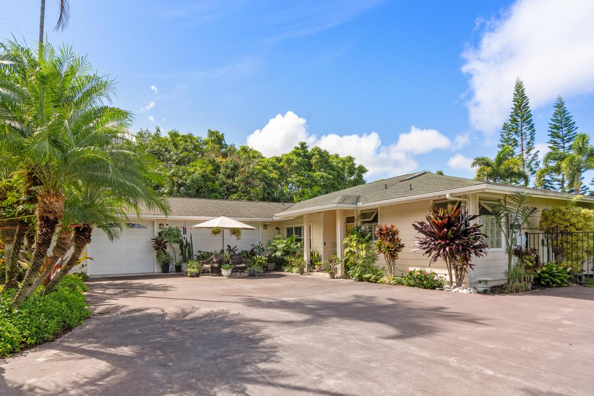 73-4685 HINA LANI ST