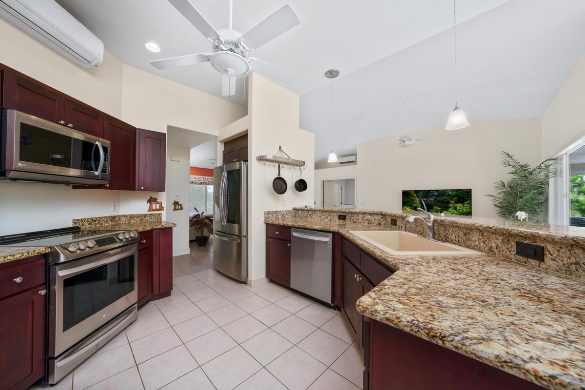 77-267 HOOMOHALA RD