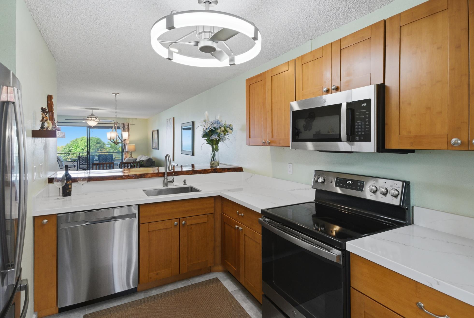 77-6585 SEAVIEW CIRCLE 106