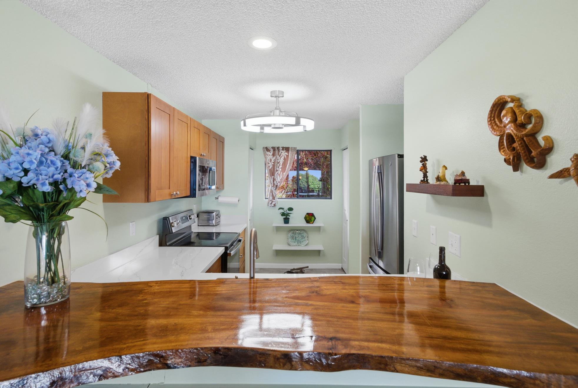 77-6585 SEAVIEW CIRCLE 106