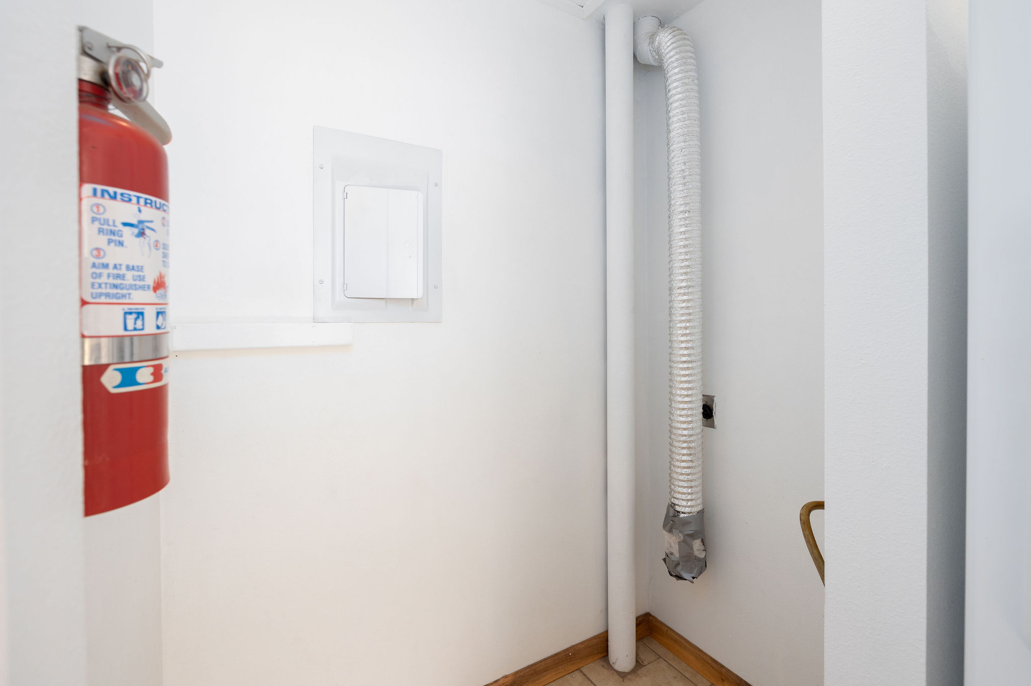 68-3831 LUA KULA ST E203