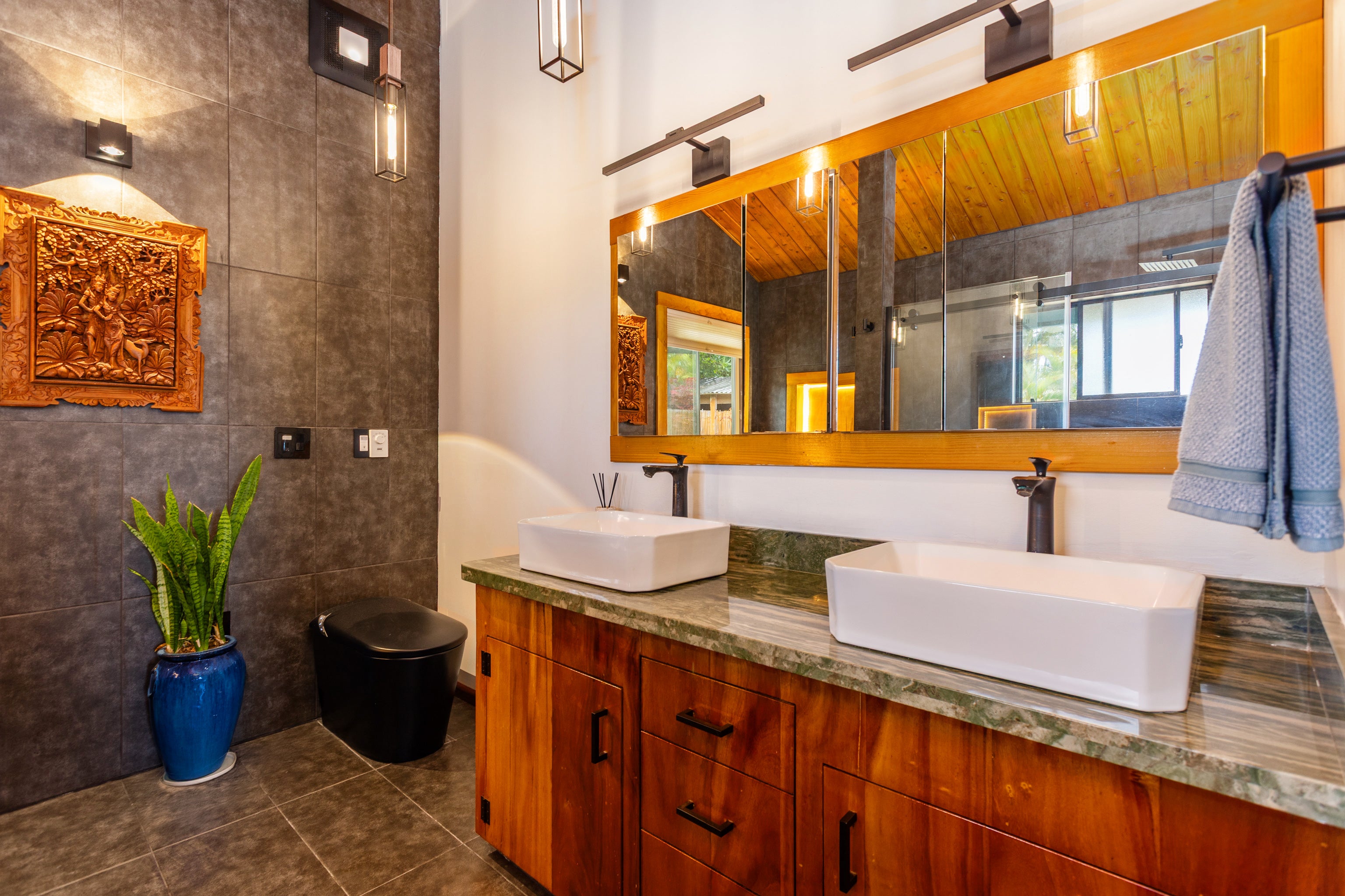 73-4329 PAANI PL