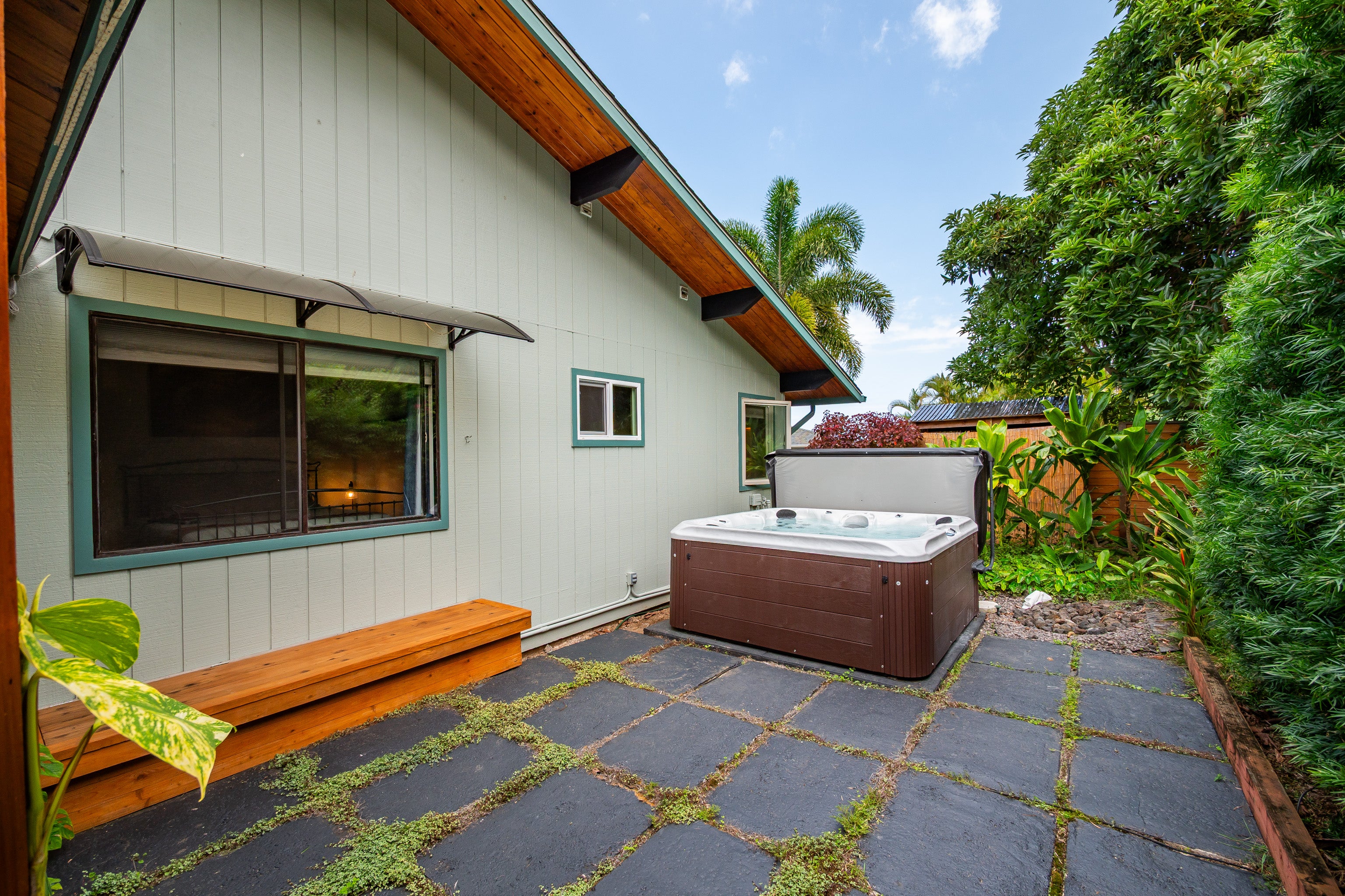 73-4329 PAANI PL