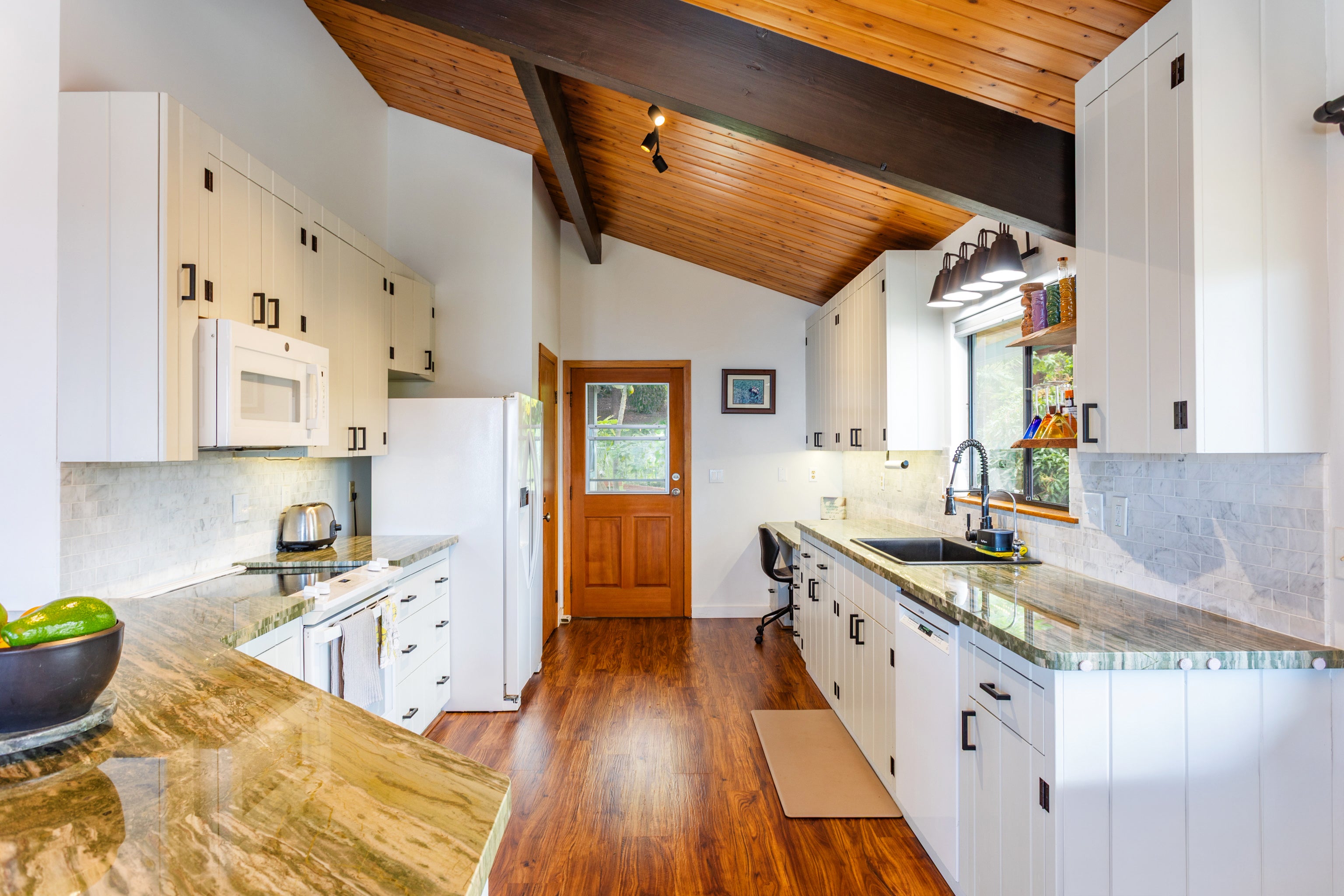 73-4329 PAANI PL