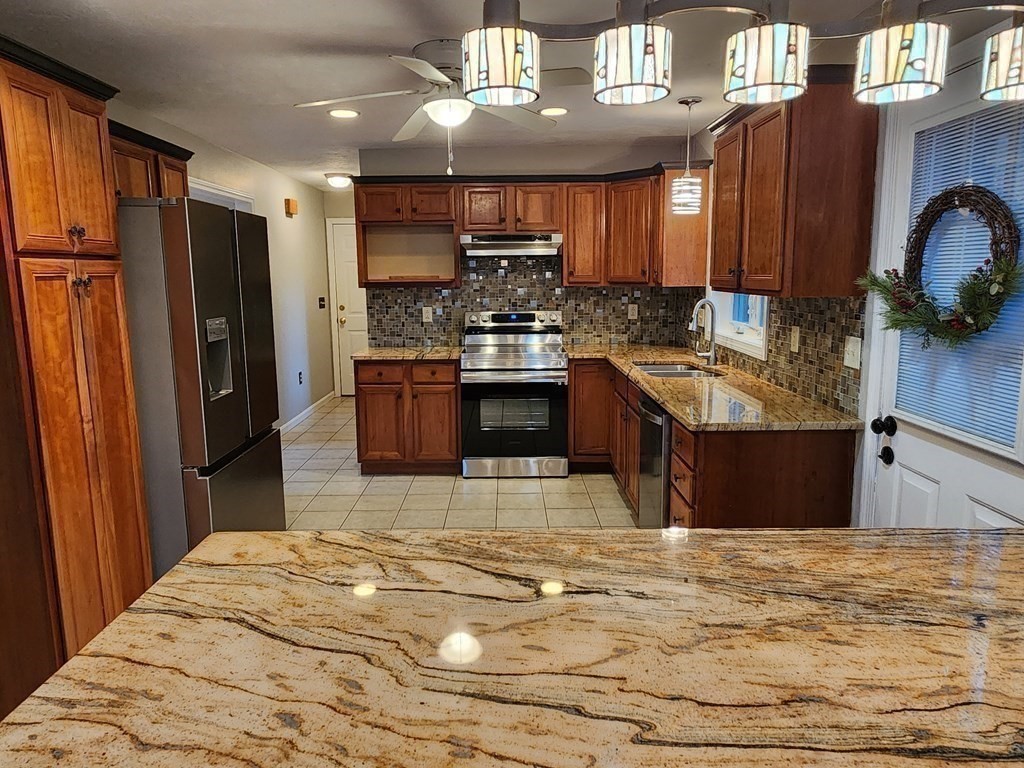 3 Country Club Road