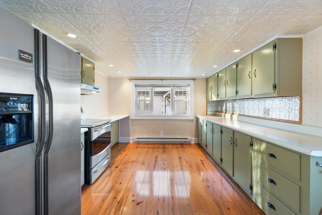 21 Maple St
