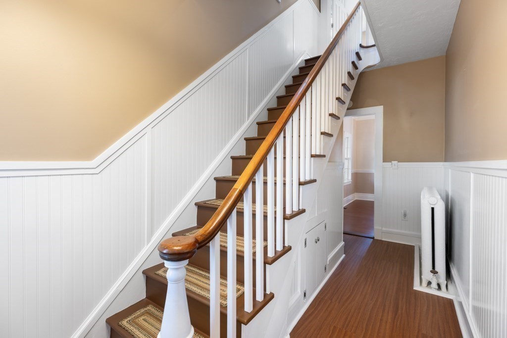 21 Maple St