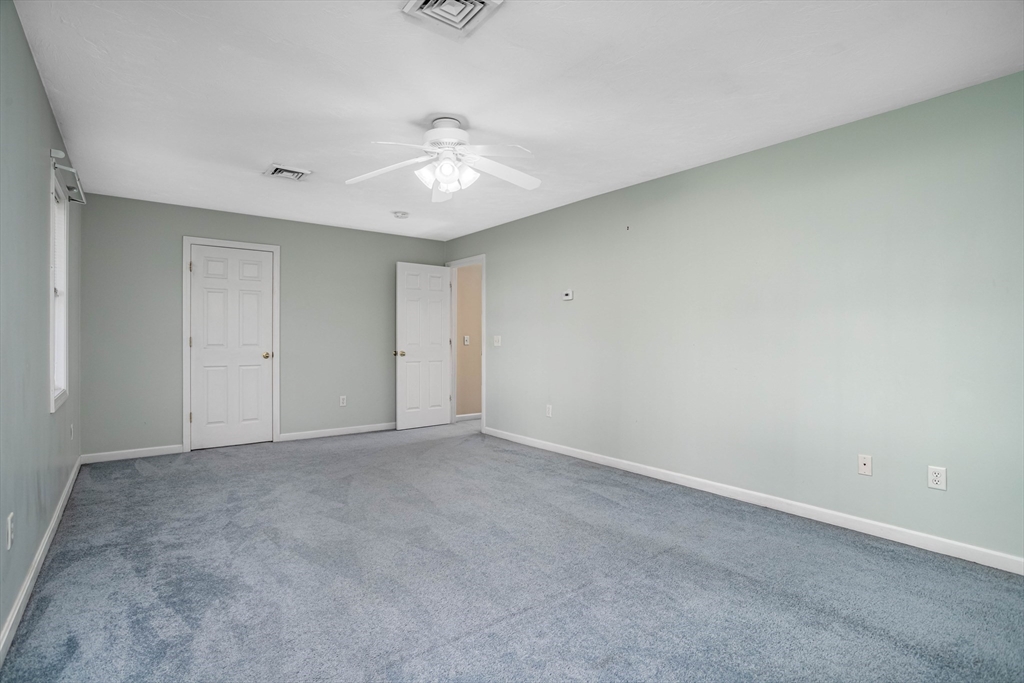 15 Woods Ln # 15