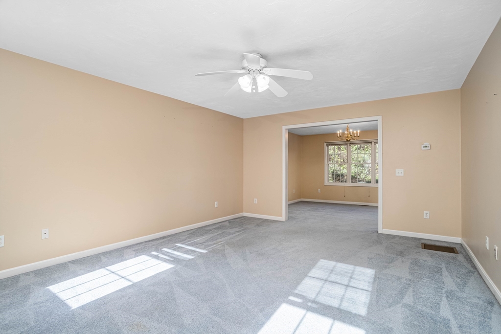 15 Woods Ln # 15