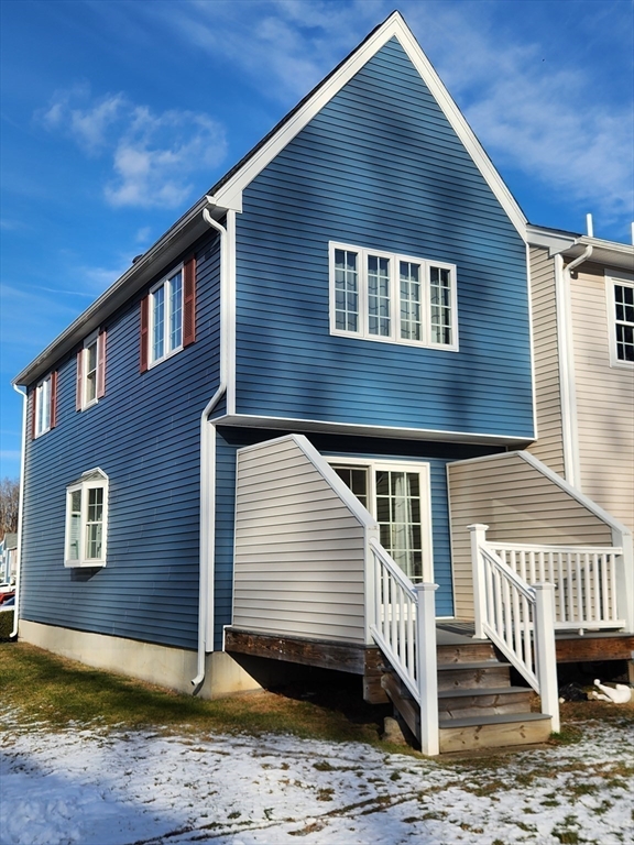 55 Fox Meadow Road Unit H