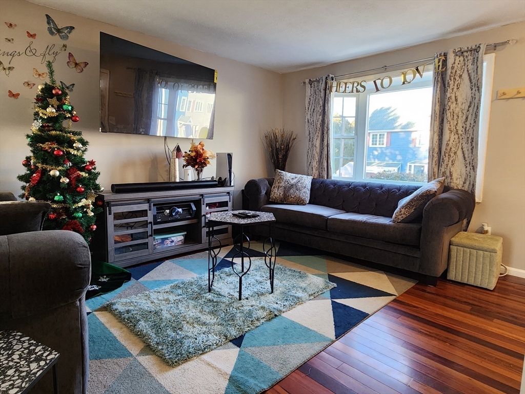 55 Fox Meadow Road Unit H