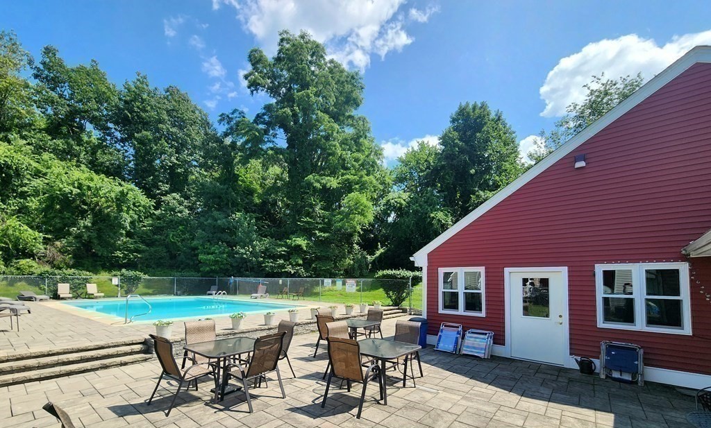 55 Fox Meadow Road Unit H