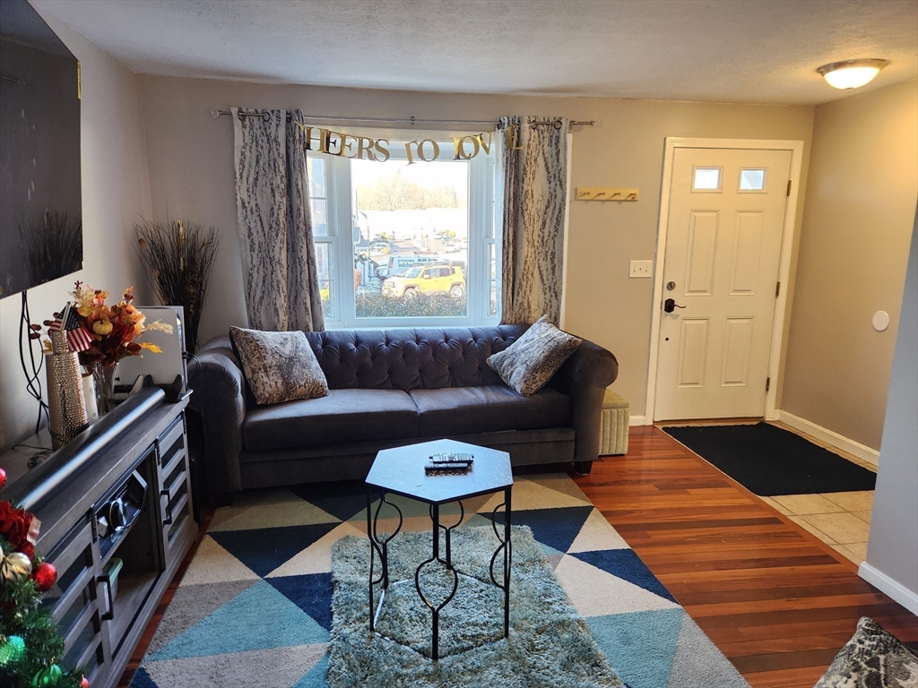 55 Fox Meadow Road Unit H