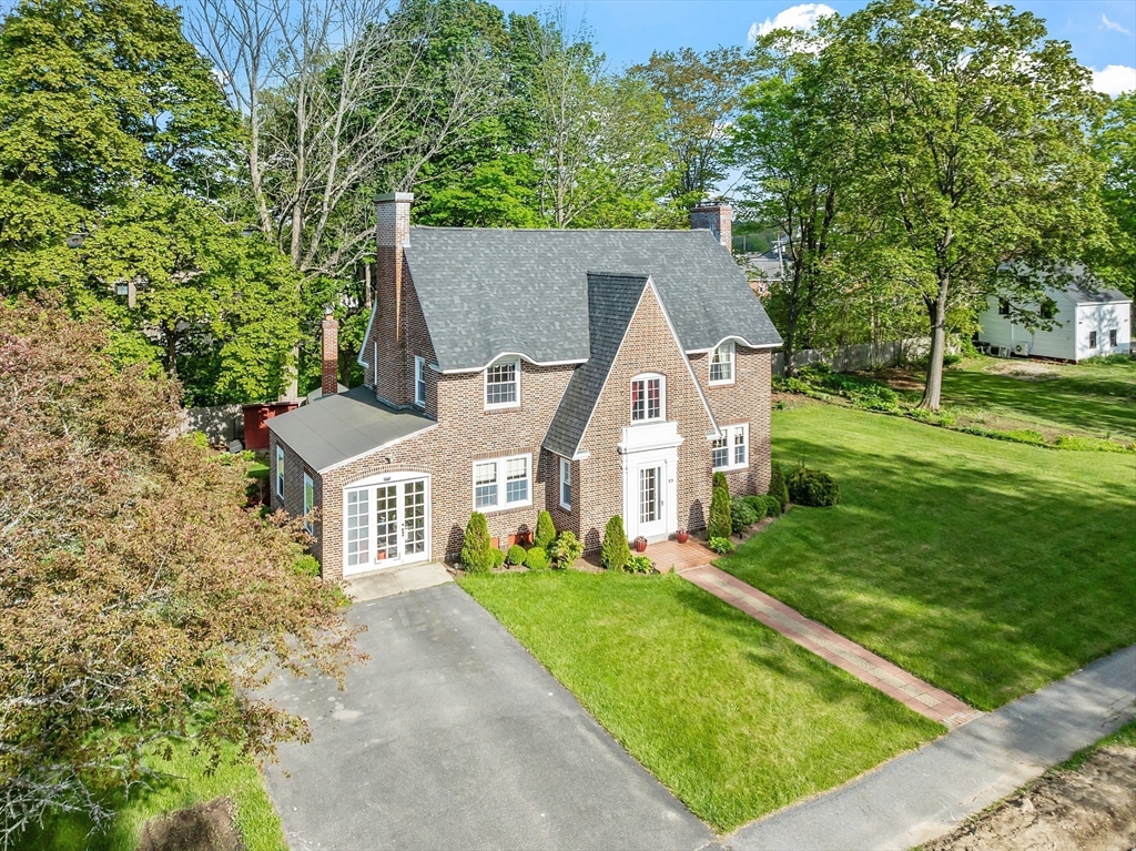 23 Lincoln Ave