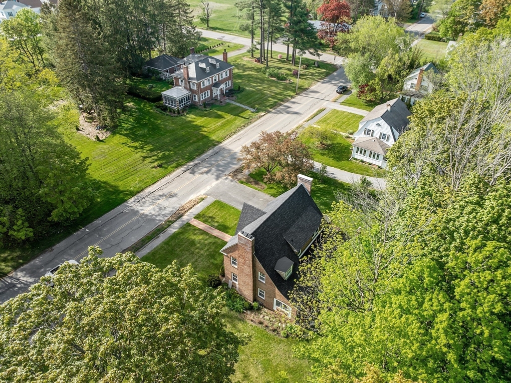 23 Lincoln Ave