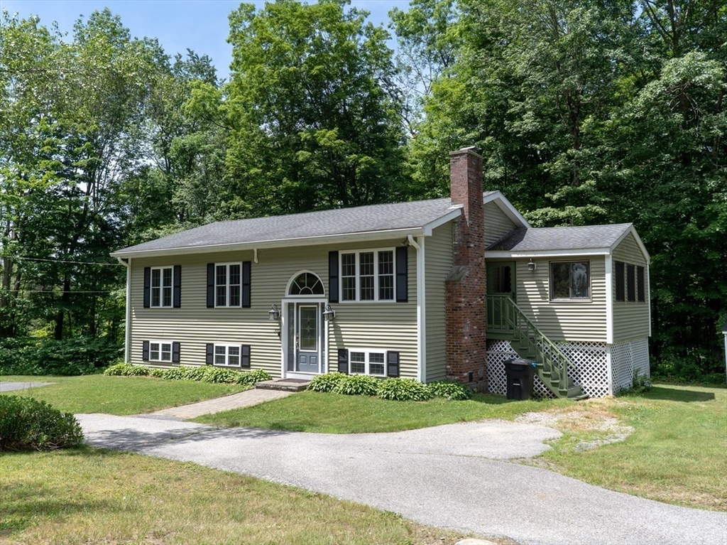 300 Henshaw St