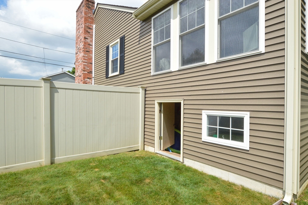 25 Hamilton Ave