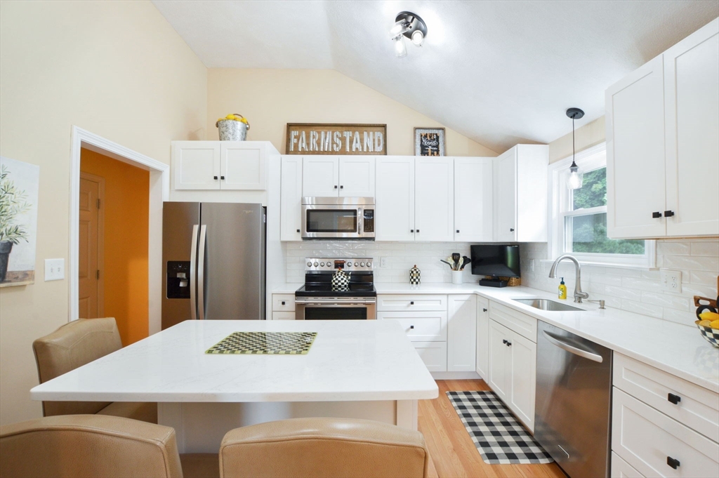 25 Hamilton Ave