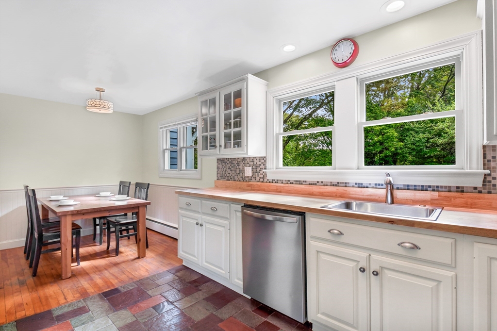 88 Nicholas Ave