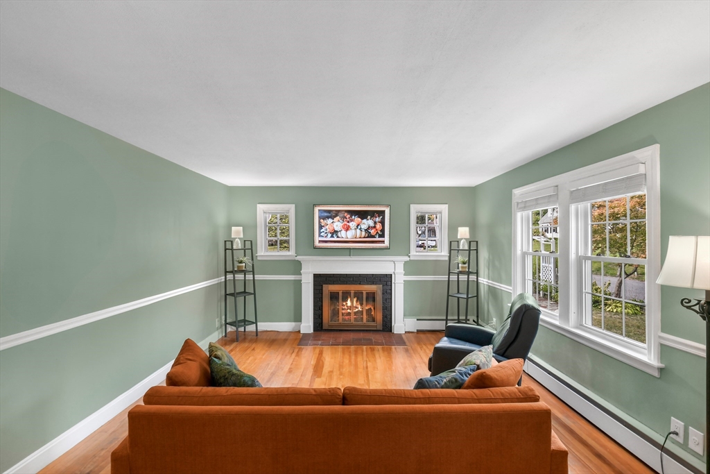 88 Nicholas Ave