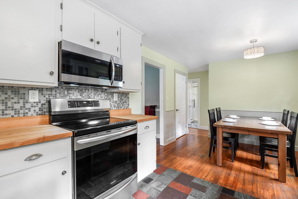 88 Nicholas Ave