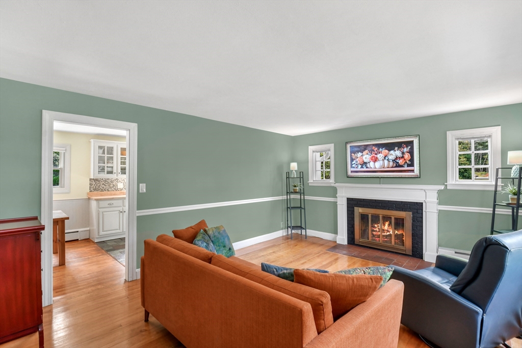 88 Nicholas Ave
