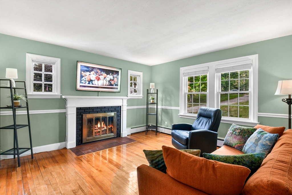 88 Nicholas Ave