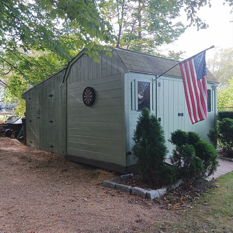 14 Maple St