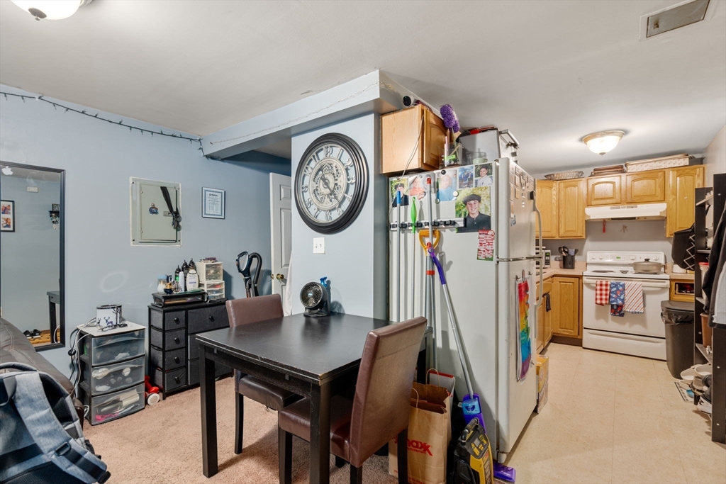 688 Boston Post Rd E # 100