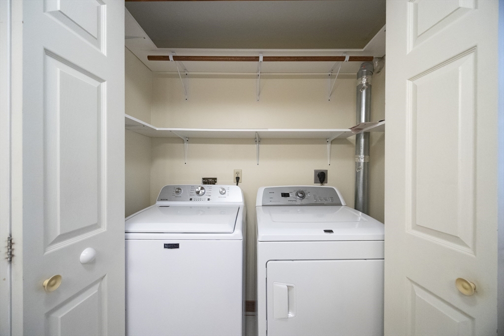 2 Victoria Dr # 1