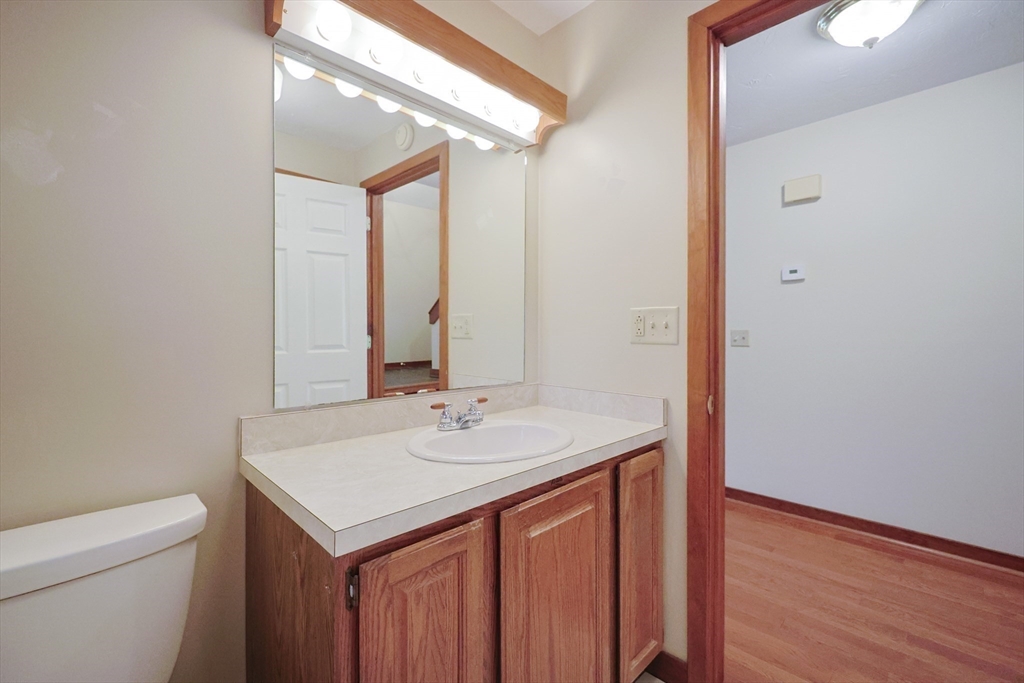 2 Victoria Dr # 1