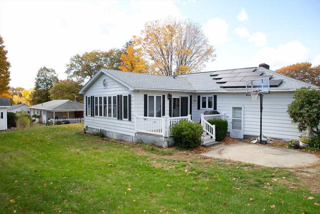 313 Lincoln Street