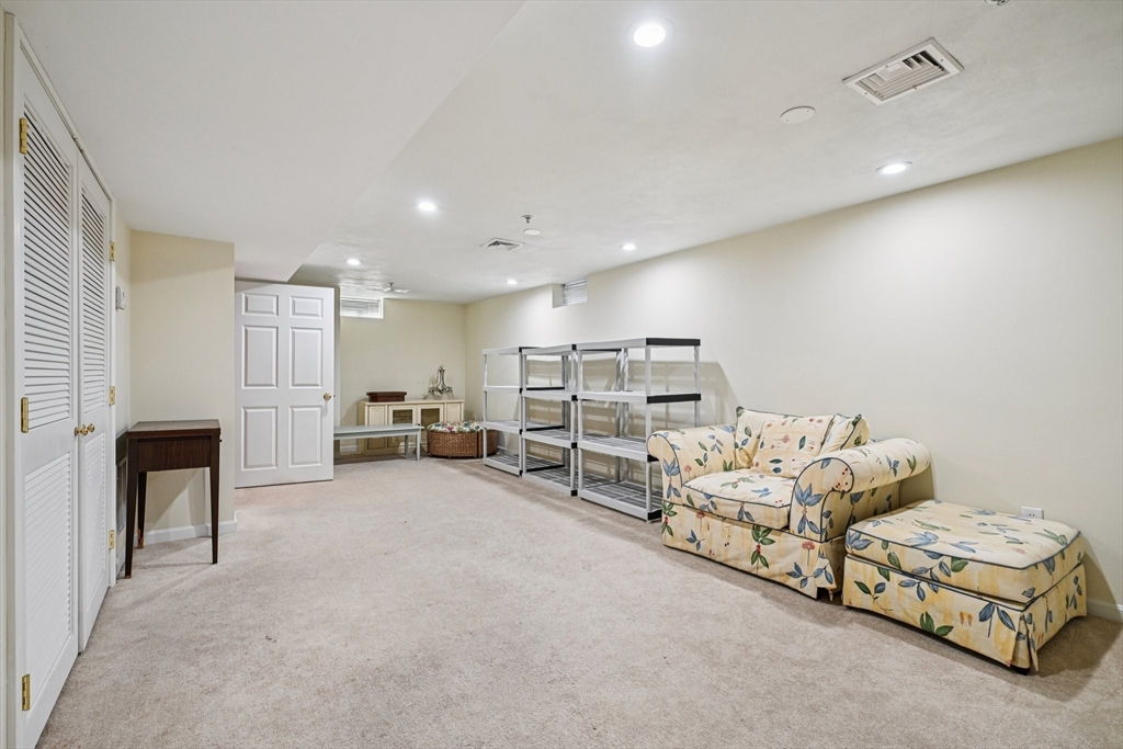 6A Patriots Way # 37