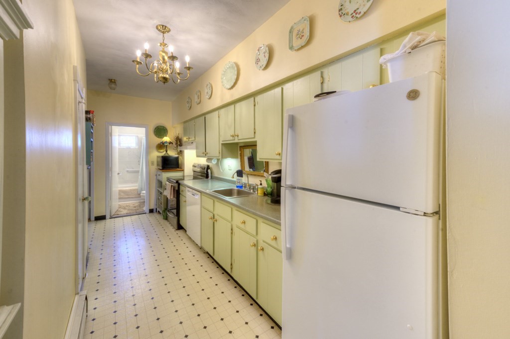 10-1 Congress Street # 7