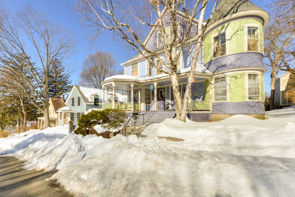 10-1 Congress Street # 7