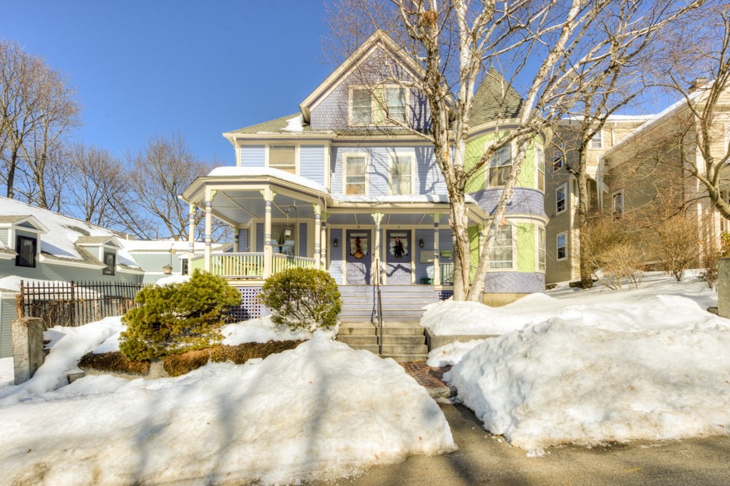 10-1 Congress Street # 7