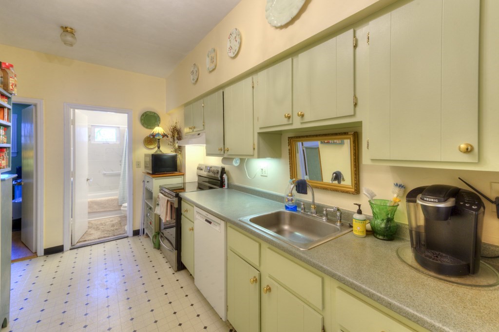 10-1 Congress Street # 7