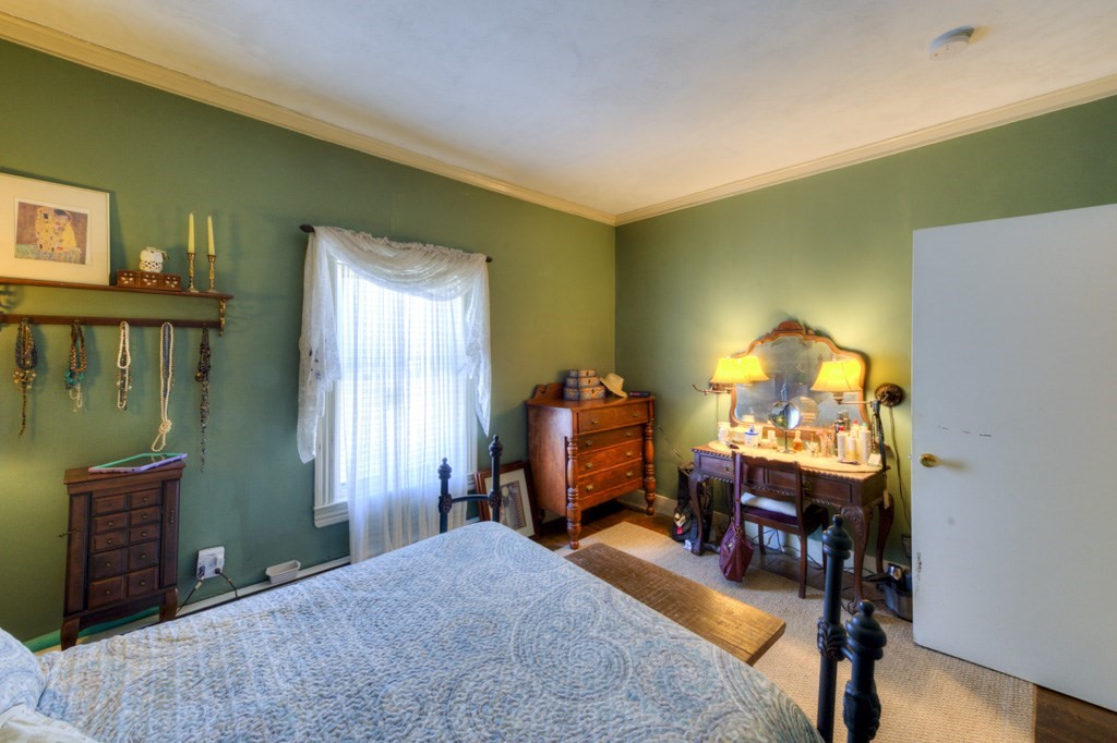 10-1 Congress Street # 7