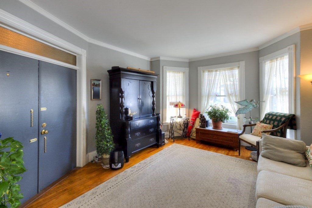 10-1 Congress Street # 7