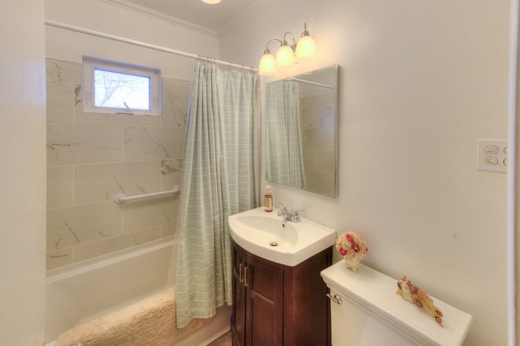 10-1 Congress Street # 7