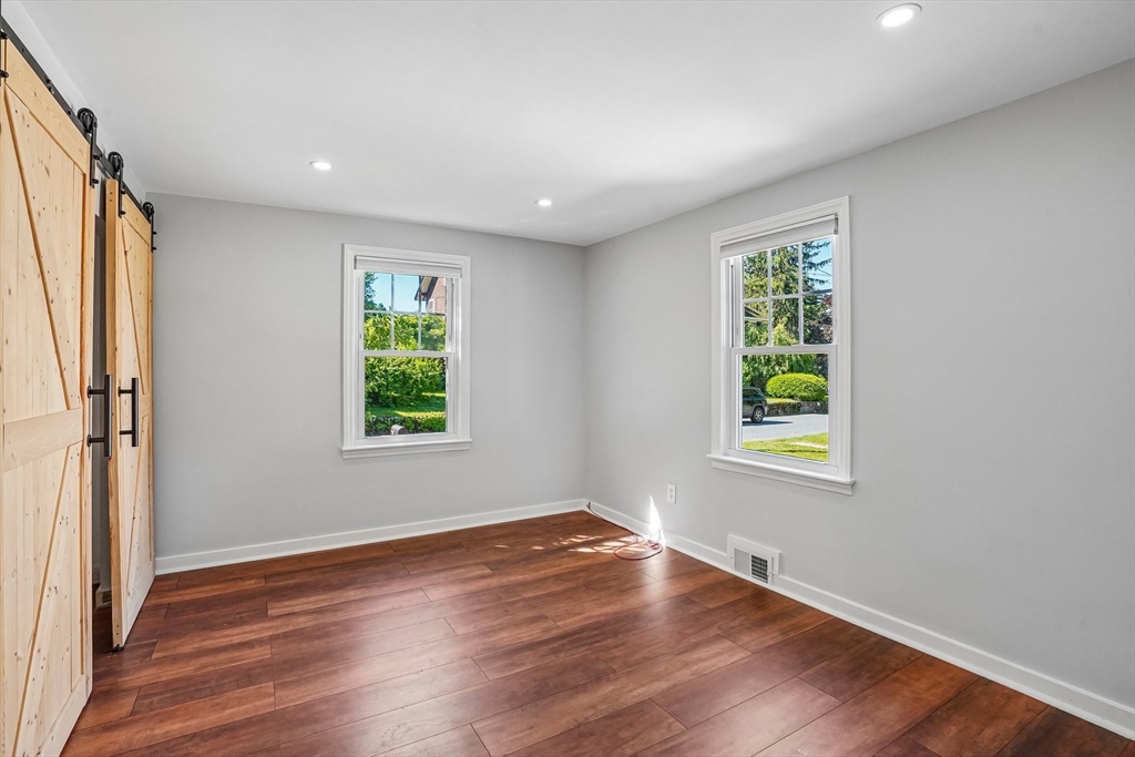 148 South Quinsigamond Ave